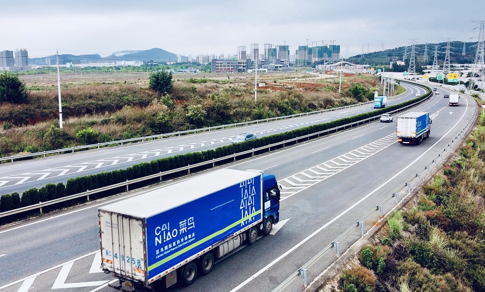 菜鸟医药冷链车.JPG